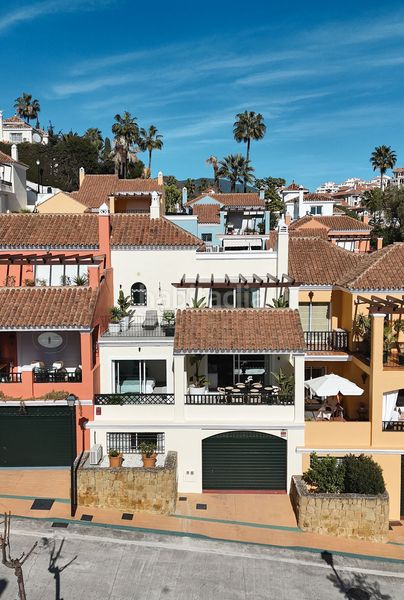 Foto f5d22e43-6fc7-4305-bd2f-425d8227f864. Maison jumelée dans pleyades-nva andalucia h 24 dans Marbella