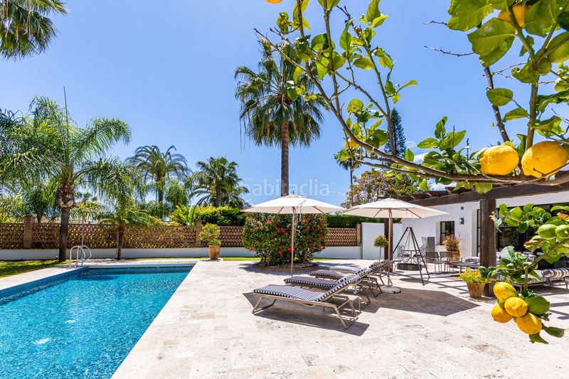 Foto 5af89117-4687-4600-92b6-3f30f1285c3b. Casa amb aparcament piscina a Los Monteros Marbella