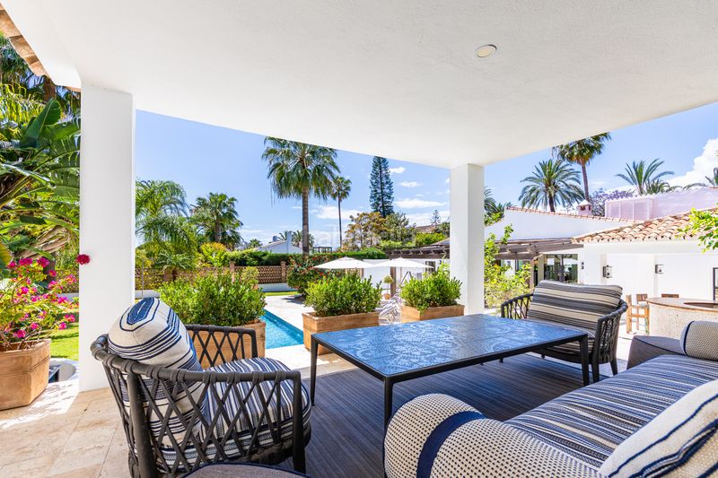 Foto f54edd3e-01c0-45f3-b07c-3b99eda0d1cb. Casa amb aparcament piscina a Los Monteros Marbella