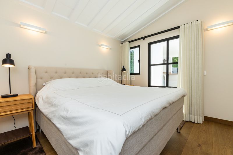 Foto f76f6e2d-ee66-49fc-a101-267352b3a938. Casa amb aparcament piscina a Los Monteros Marbella