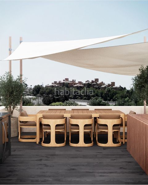 Foto b3364b82-8d83-4fb9-a954-fa9f6d263652. Àtic amb aparcament piscina a altos de Estepona Estepona