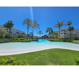 Ground floor in Nagüeles Alto