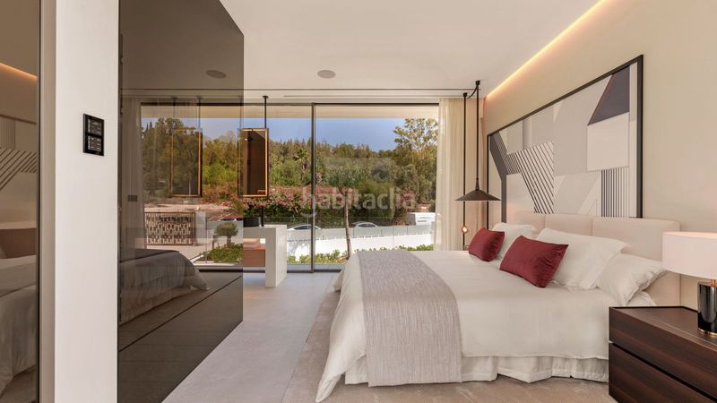 Foto 09382006-7fe5-45d2-a54a-c4f071abe5fd. Casa adossada amb aparcament piscina a Las Lomas de Río Verde Marbella