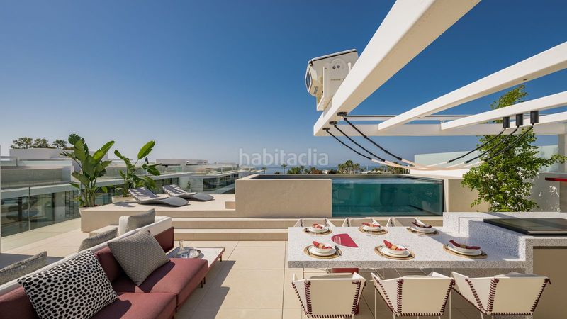 Foto bcd8d03e-7747-447a-a300-b0ab0ca3530f. Casa adossada amb aparcament piscina a Las Lomas de Río Verde Marbella