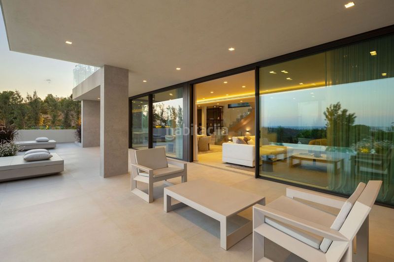 Foto e8d979c9-6504-438a-b5e8-b2af231ede52. Chalet en bahía de Marbella Marbella