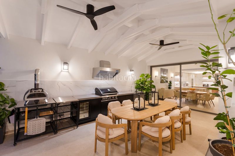 Foto 199e9fe1-f851-4ecf-bb27-e6cd212b635b. Xalet amb aparcament piscina a Los Naranjos Marbella