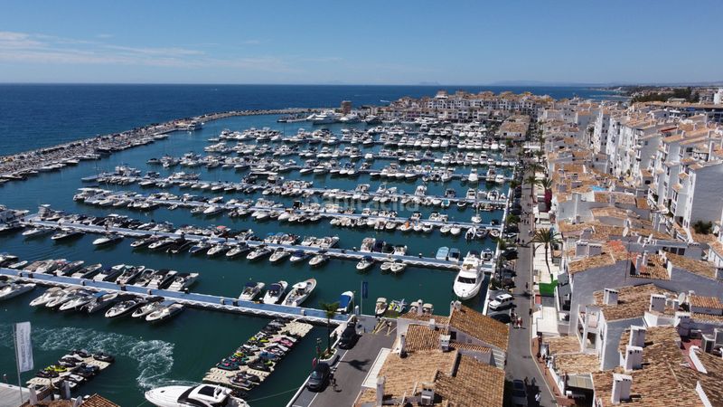 Foto 25f0d7b3-8398-4b2d-ade3-6f686d18c81a. Pis a Puerto Banús Marbella