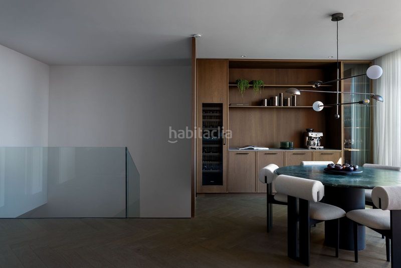 Foto 3d399a10-a867-4037-8151-266c89fc0ad9. Dúplex amb aparcament piscina a Los Naranjos Marbella