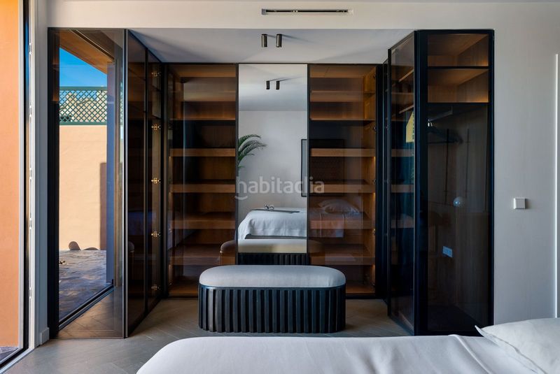 Foto ed08224a-e644-4740-9088-51f357c41bd0. Dúplex amb aparcament piscina a Los Naranjos Marbella