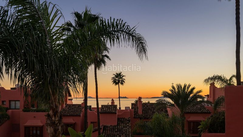 Foto b9883a6d-971e-4e84-ae7f-ce784fb537aa. Àtic amb aparcament piscina a Guadalmansa Estepona