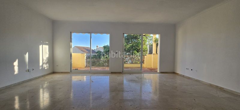 Foto ccd829af-28da-456c-b967-90f9ef1f6061. Àtic amb aparcament piscina a Aloha Marbella