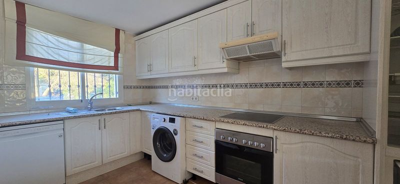 Foto fba57ddc-8f63-4f05-b5f1-63e0ee512440. Àtic amb aparcament piscina a Aloha Marbella