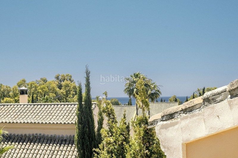 Foto 223220db-82b4-41b2-91ac-3c4545e35c94. Casa adossada amb aparcament piscina a Las Lomas de Río Verde Marbella