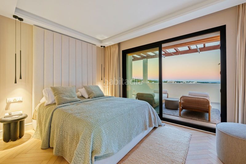 Foto 3481f5c7-c8ce-4af1-b176-c1a87e38de84. Àtic amb aparcament piscina a Los Naranjos Marbella