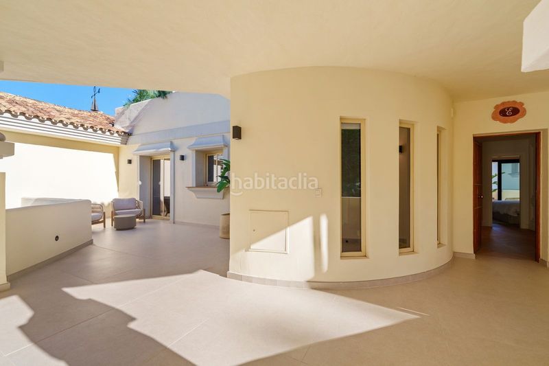 Foto 77691116-af30-4ece-9c05-fa6ac8808b21. Àtic amb aparcament piscina a Los Naranjos Marbella