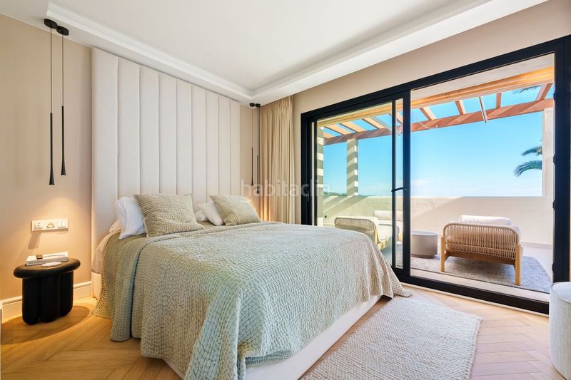 Foto e246b314-f1c8-45b0-ab65-a35491b9eebf. Àtic amb aparcament piscina a Los Naranjos Marbella