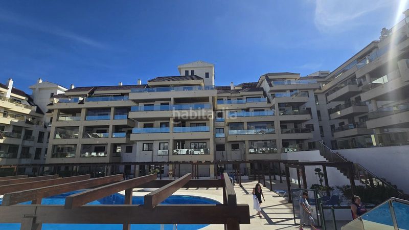 Foto cf18579f-c41c-47fe-ad66-bd9789968f37. Apartament amb aparcament piscina a Puerto de la Duquesa Manilva