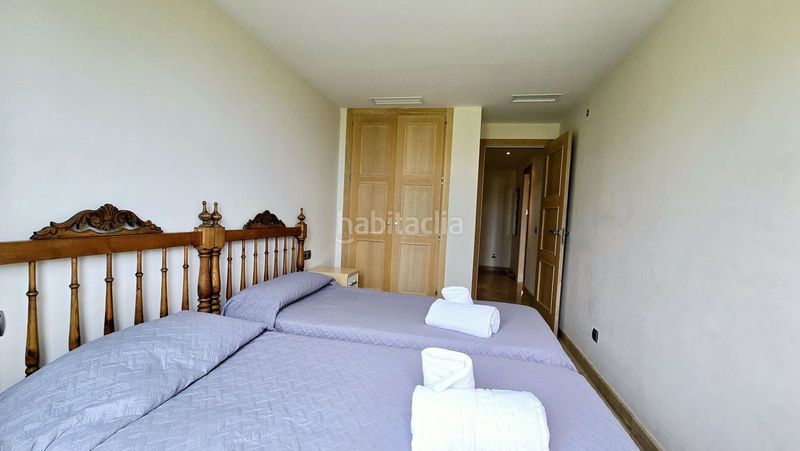 Foto 8a27a153-8251-464f-b8e2-fa8ac0d268c6. Apartament amb aparcament piscina a Puerto de la Duquesa Manilva
