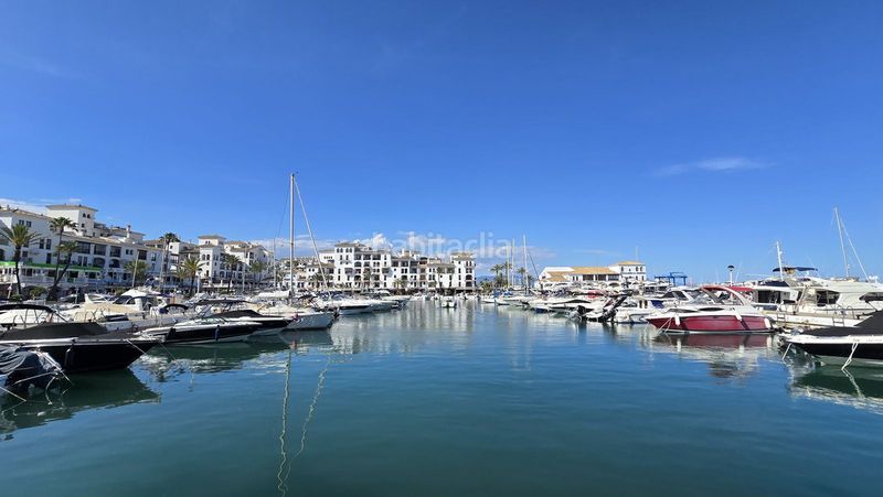 Foto cb88b59d-206f-49b3-b805-bcf013dddb32. Apartamento en Puerto de la Duquesa Manilva