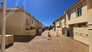 Casa adossada en Calahonda