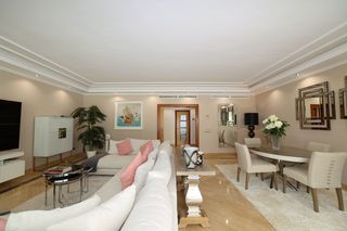Ground floor in Puerto Banús