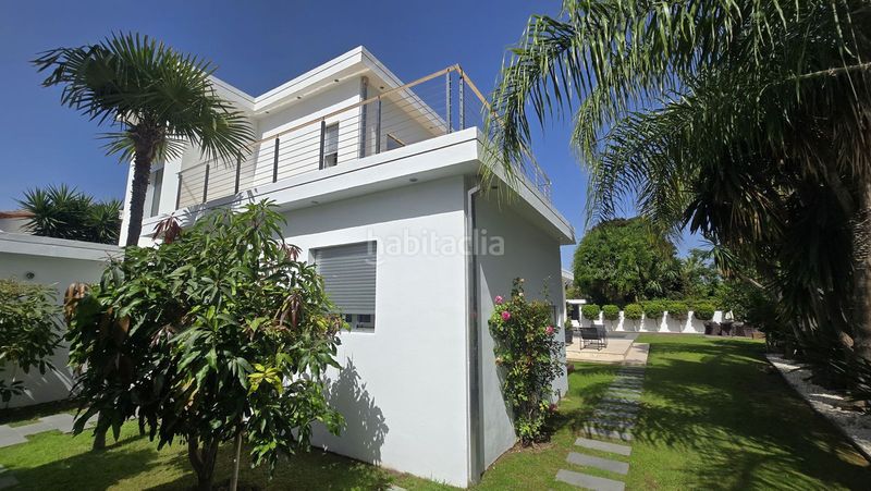 Foto e33e387a-0360-49f0-aa20-8c948d2d154a. Xalet amb aparcament piscina a Las Brisas Marbella