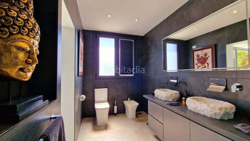 Foto f1188a12-9c08-4590-a9e6-eb0b86e3a6f1. Chalet en Nueva Alcántara Marbella