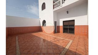 Haus in La Paz. Casa independiente en silos