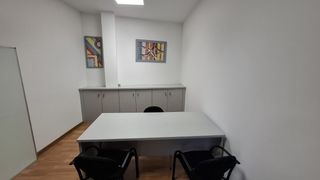 Lloguer Oficina a Eduardo pondal. Despachos privados en oficina compartida en arteixo  134 m  alte