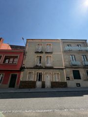 Casa adossada en Ponteceso. Casa adosada en comeporto