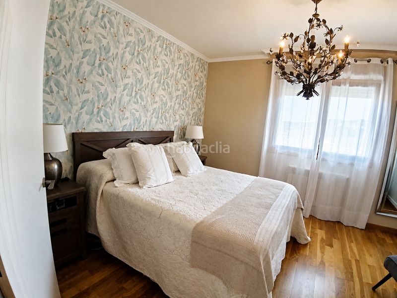Foto 41521ceb-93a6-44b7-a812-298f0cf4e2f6. Casa amb calefacció piscina a Sanxenxo pueblo Sanxenxo