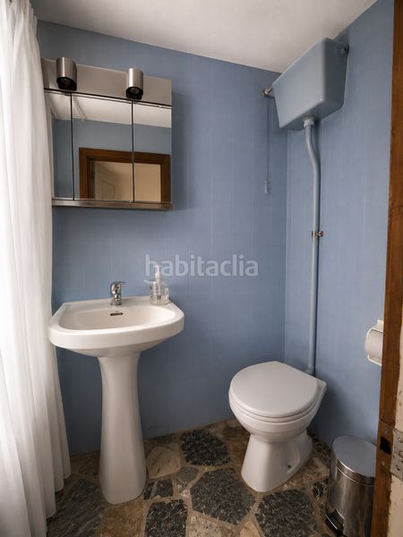 Foto fbd5bbfd-3d10-4484-bad5-a702f12db2fb. Casa amb calefacció a Forcarei