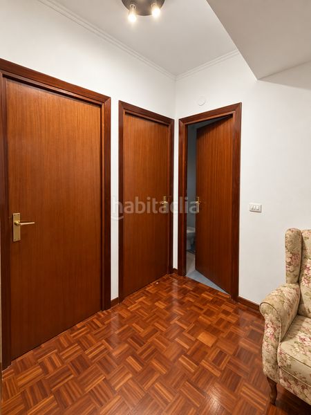 Foto f3b0910b-08f2-4524-bfc6-c49dd841a613. Piso  en Viveiro