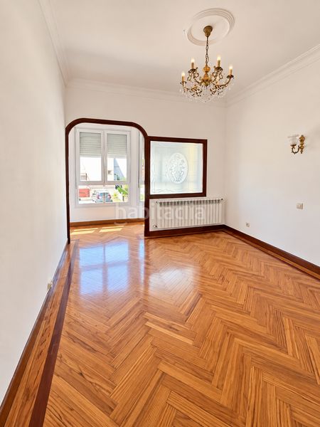 Foto 2eeaa4e9-a239-47d6-a926-839a0630e9fa. Casa amb calefacció a Zona Fernández Labreda Pontevedra