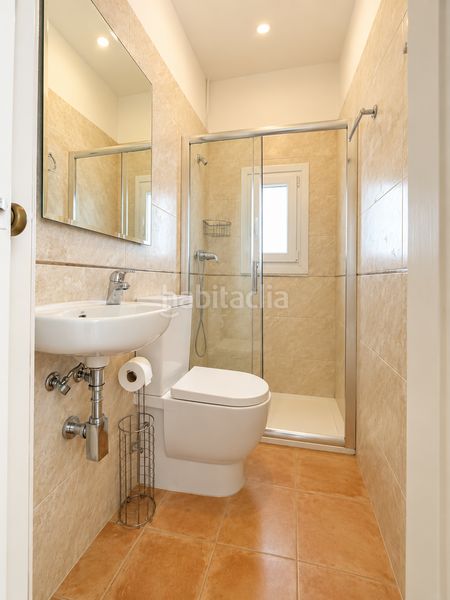 Foto 9575004d-8769-4896-b243-1a34b0be5ada. Casa amb calefacció a Zona Fernández Labreda Pontevedra