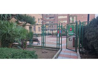 Pis  Calle ángel bruna. Zona inmejorable  ángel bruna con plaza de garaje incluida
