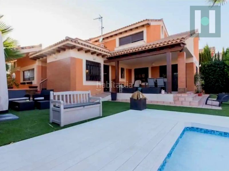 Foto d82ae629-060b-4f1d-89f9-7c51b3b3dbc4. Casa adossada amb aparcament piscina a La Ñora Murcia