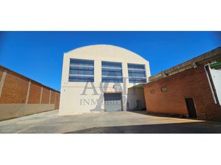 Alquiler Nave industrial  Calle travessia industrial. Gran nave industrial log�stica de 3.000 m con puerta tir y 12 m