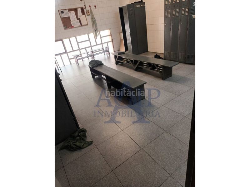 Foto 097e9899-8e7c-4325-9693-10bca6cfe4a9. Nau industrial a Centre Sabadell