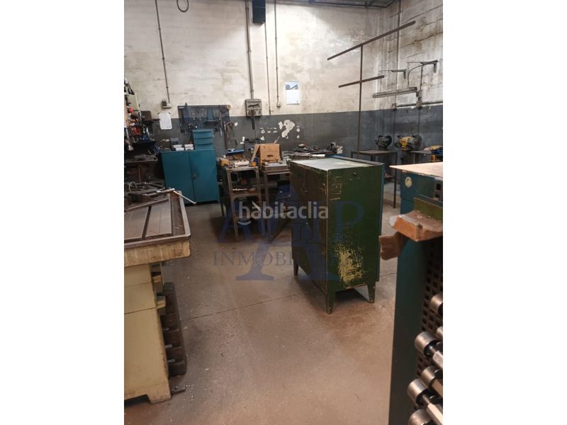 Foto a41cf747-9a44-4c3d-a2bc-b693ffdee887. Nau industrial a Centre Sabadell