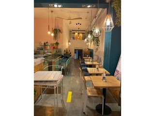 Alquiler Local Comercial  Calle enric granados. Traspaso restaurante c2 en enric granados, gran potencial de cre