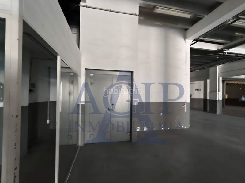 Foto 5484f963-117c-4a9d-a4f5-ed0b02d2f12e. Affitto capannone industriale in Almeda - El Corte Inglés Cornellà de Llobregat
