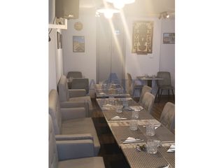 Lloguer Local Comercial  Calle templers. Restaurante c3 en traspaso  120 m  dos plantas  cocina equipada