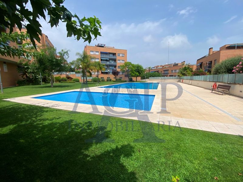 Foto aa1f6c05-9a51-42fe-b4b7-6ce4795a5bab. Pis amb aparcament a Montgat