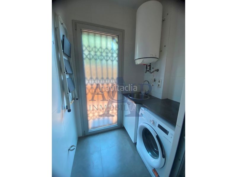 Foto cc2cd8bc-fdc2-4234-b217-9345dfcee742. Pis amb aparcament a Montgat