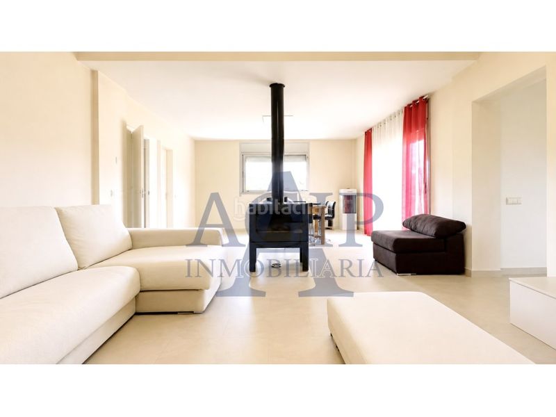 Foto 6f1e5ac3-c2eb-4c7d-8358-35cf51513067. Casa amb aparcament a Mas Trader-Corral d´En Tort-Corral d´En Cona Cubelles