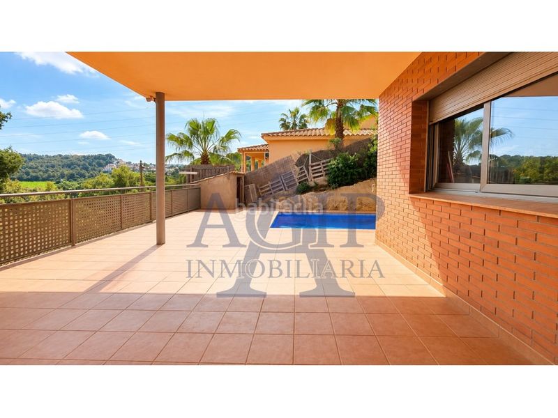 Foto 95da8f7a-bf71-45f4-a6cd-deaeb52f2a1e. Casa amb aparcament a Mas Trader-Corral d´En Tort-Corral d´En Cona Cubelles