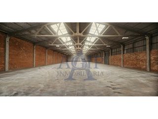 Rent Industrial building  Calle progres. Nave industrial de 1.000m en alquiler ideal de carga y acceso ti