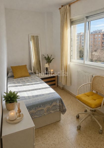 Foto e6a399be-356e-4ce9-8afa-aa12354dcd78. Pis amb calefacció piscina a Torreforta Tarragona