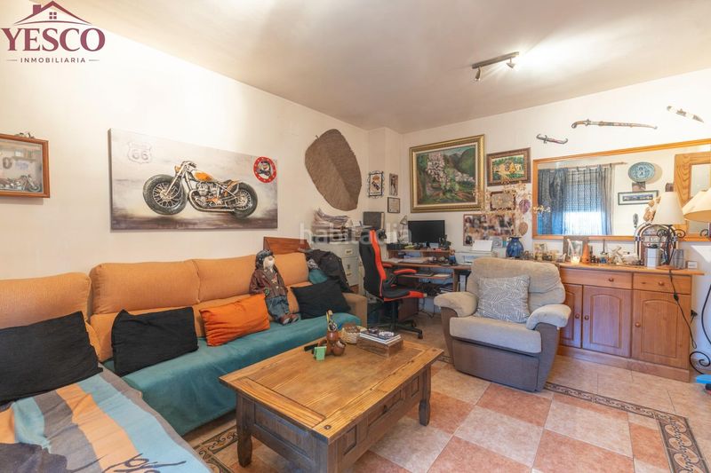 Foto d79cecf3-446a-4e5d-8957-0f1f9d5a767b. Casa adossada amb calefacció aparcament a Güevéjar